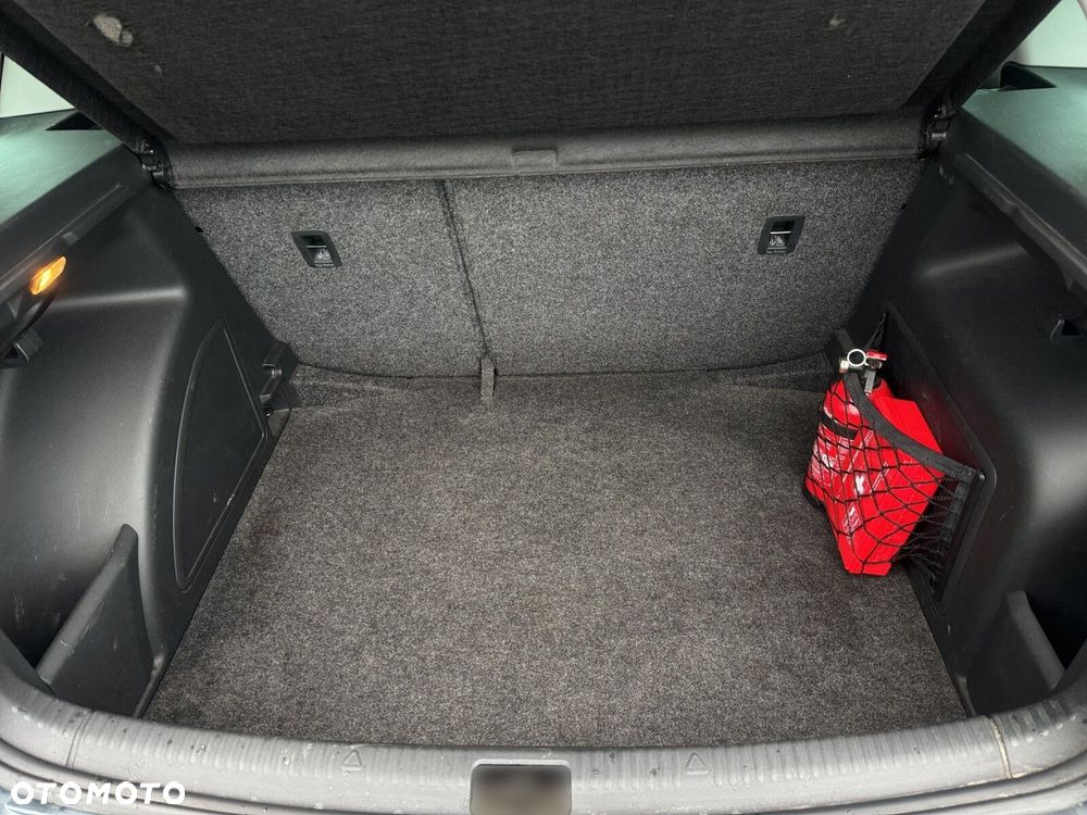 Skoda RAPID 1.2 TSI Style - 21