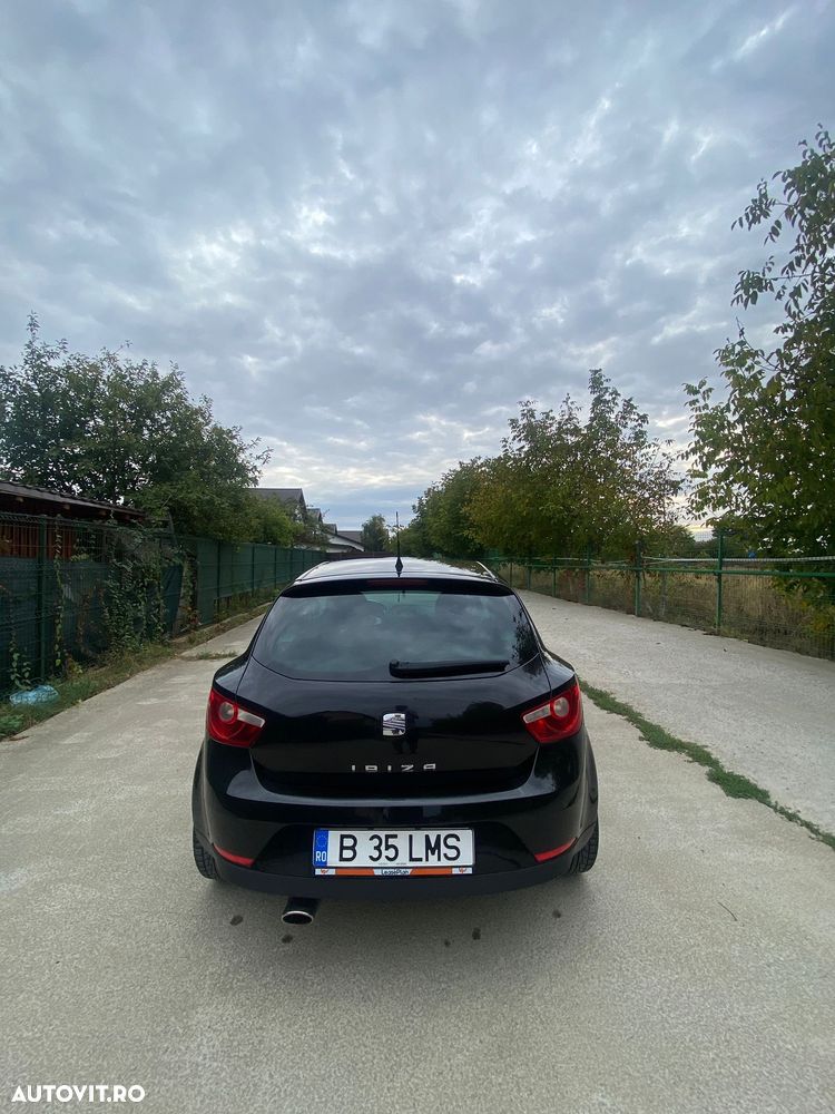 Seat Ibiza SC 1.6 16V Sport - 2