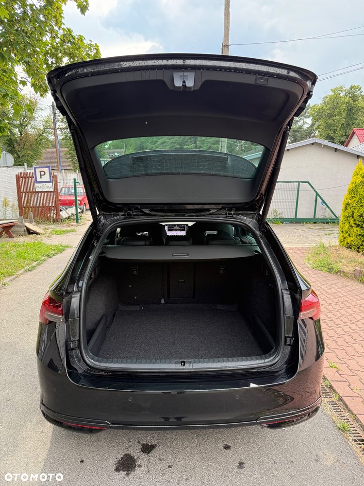 Skoda Octavia 2.0 TDI DSG Sportline - 11
