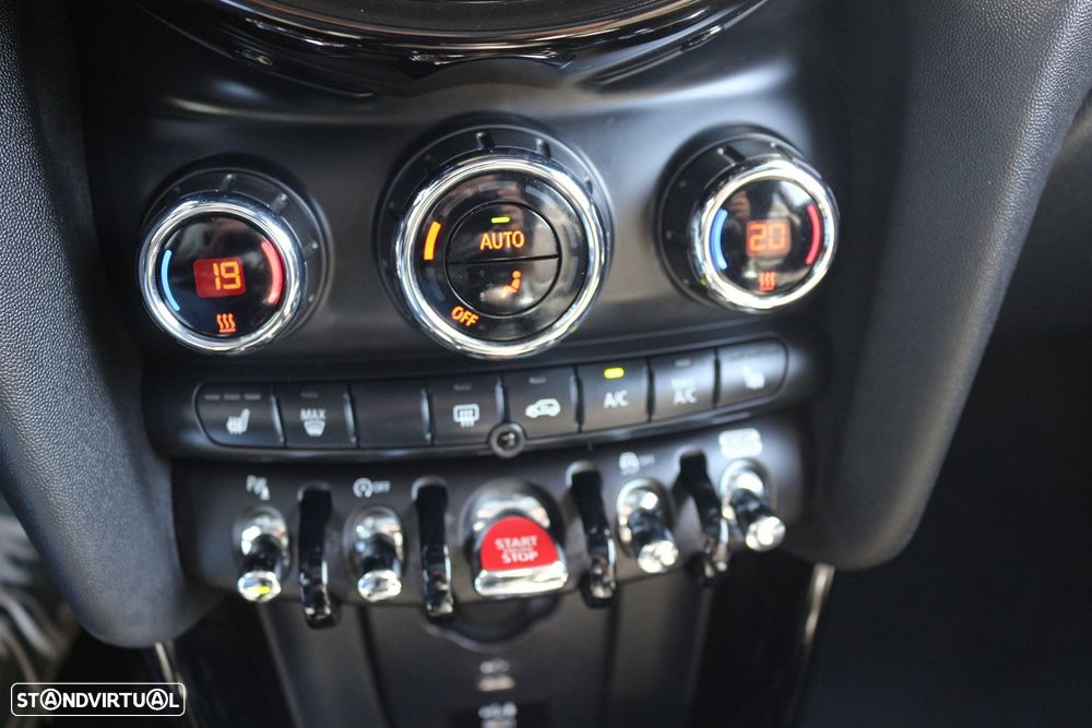 MINI 3 Portas Cooper S Premium P. JCW Auto - 36