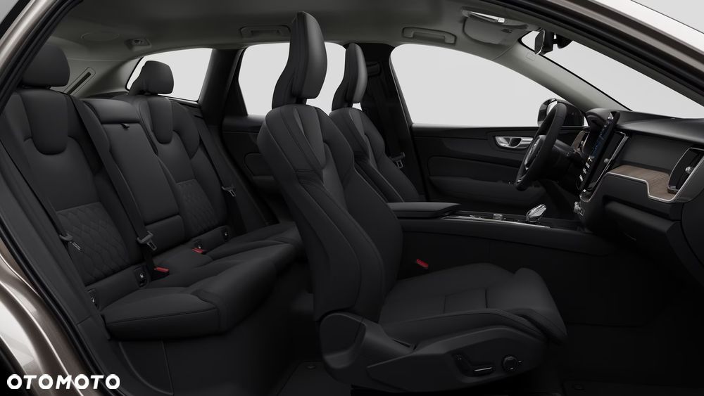 Volvo XC 60 B5 B AWD Plus Dark - 7