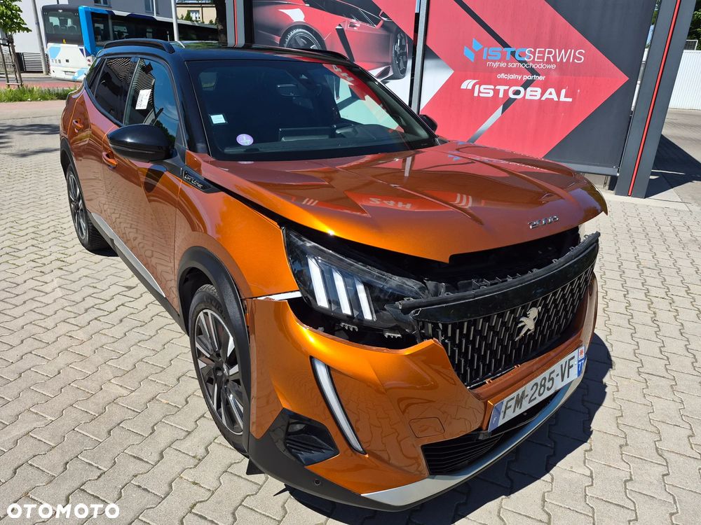 Peugeot 2008 - 10