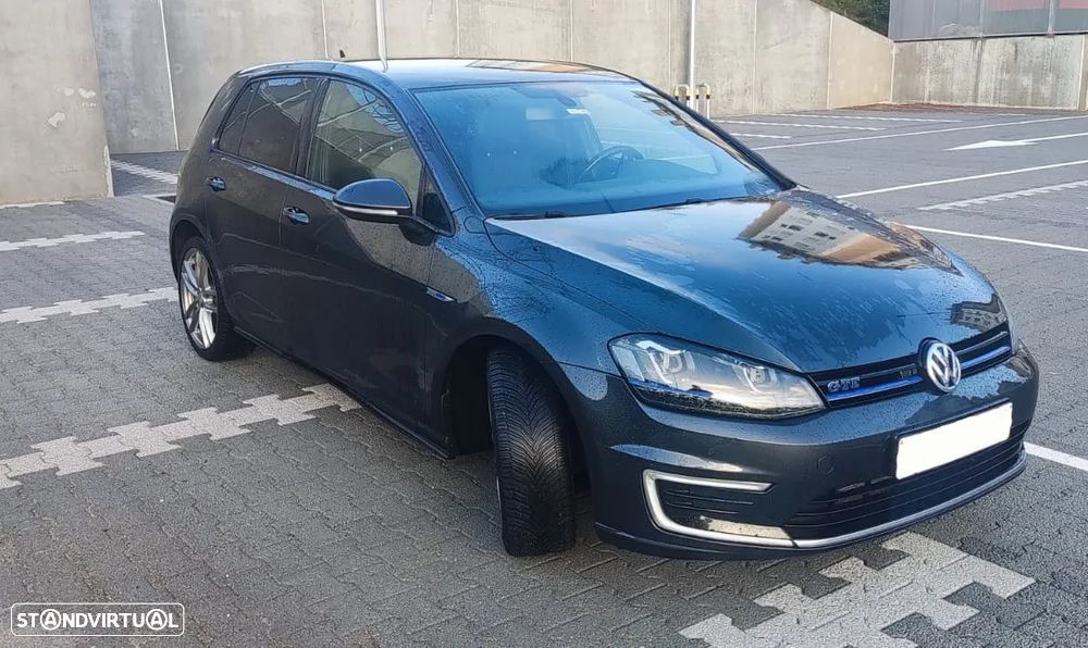 VW Golf 1.4 GTE Plug-In-Hybrid DSG - 3