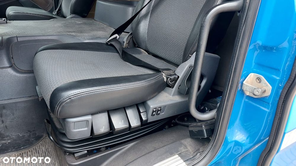 Scania P230 4x2 - 11