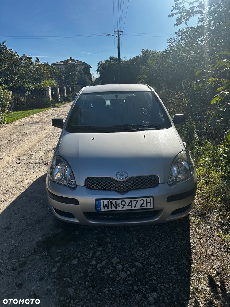 Toyota Yaris - 2