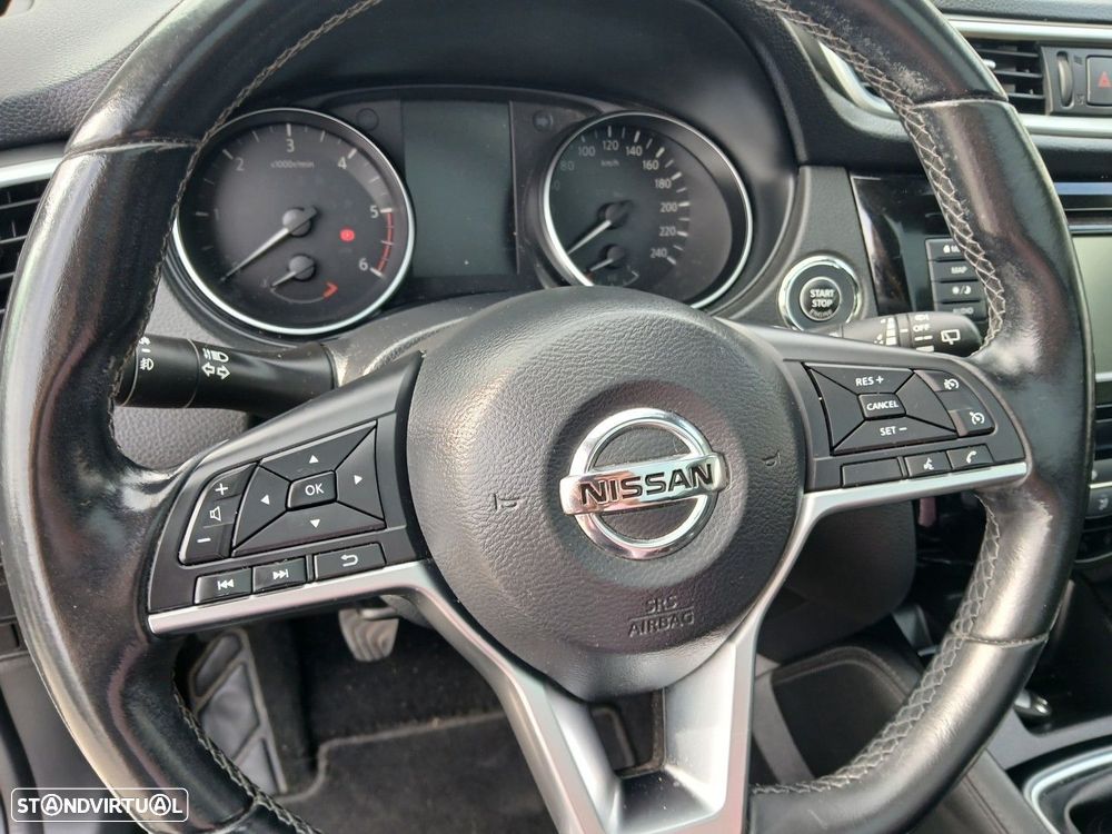 Nissan Qashqai 1.5 dCi N-Connecta - 24