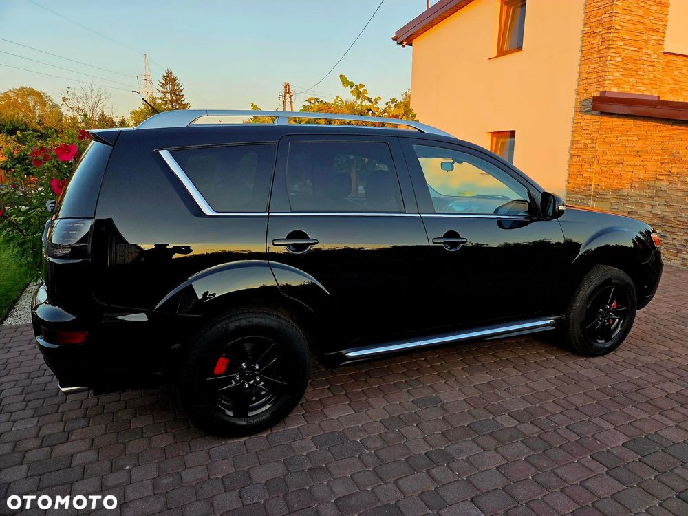 Mitsubishi Outlander - 9