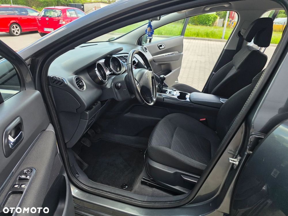 Peugeot 3008 1.6 Active - 21