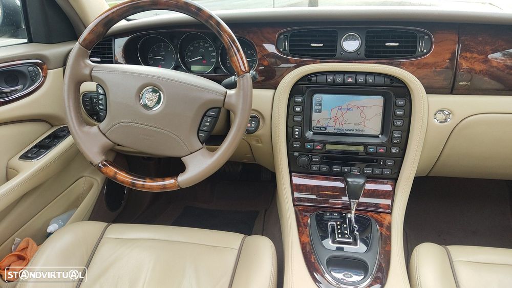 Jaguar XJ XJ6 2.7 D V6 Executive - 15