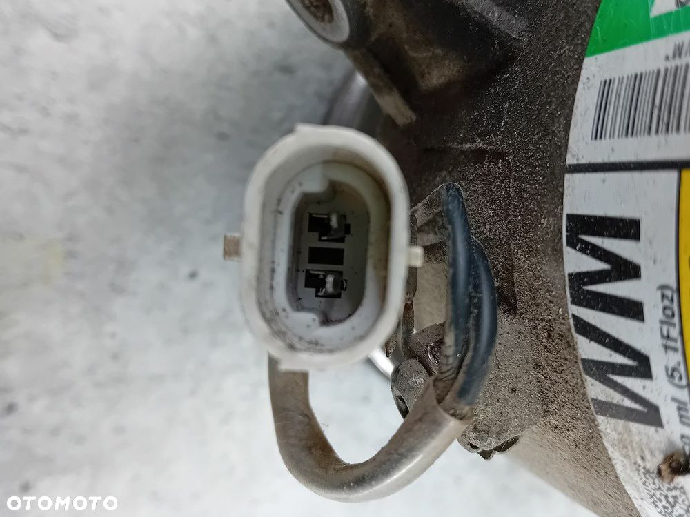 POMPA, SPRĘŻARKA KLIMATYZACJI OPEL ZAFIRA B 13124752 6570276 1.9 CDTI - 4