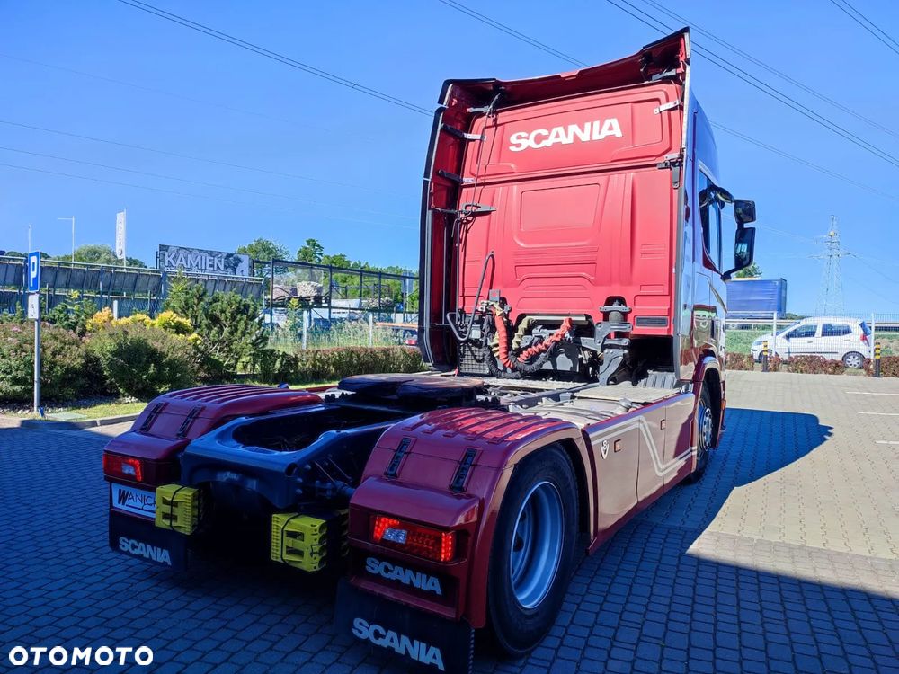 Scania R530 / STANDARD / V8 - 5