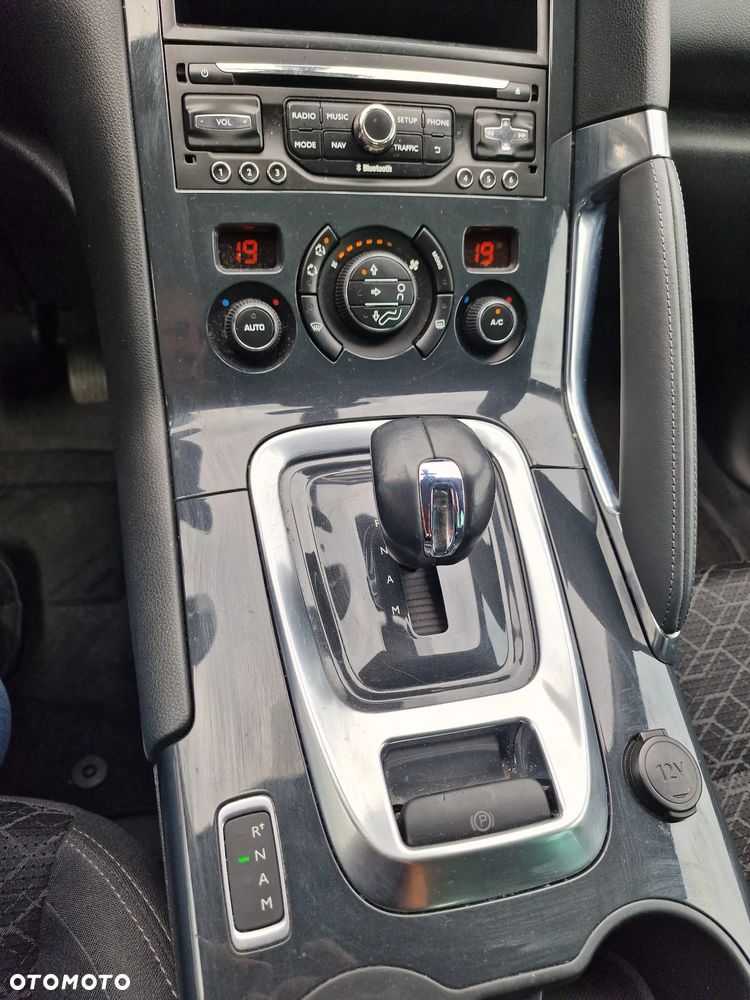 Peugeot 3008 - 18