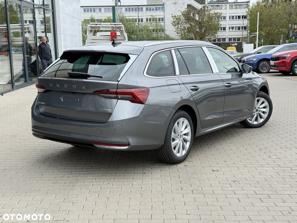 Skoda Octavia 1.5 TSI Drive Selection - 8