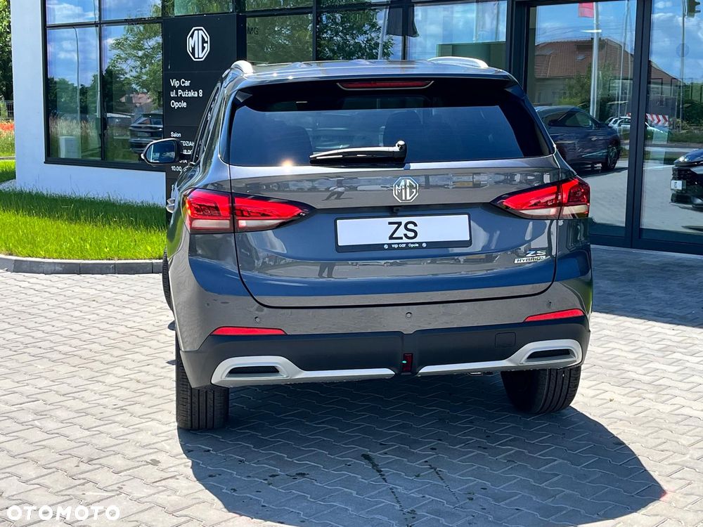 MG ZS 1.5 HEV+ Exclusive - 11
