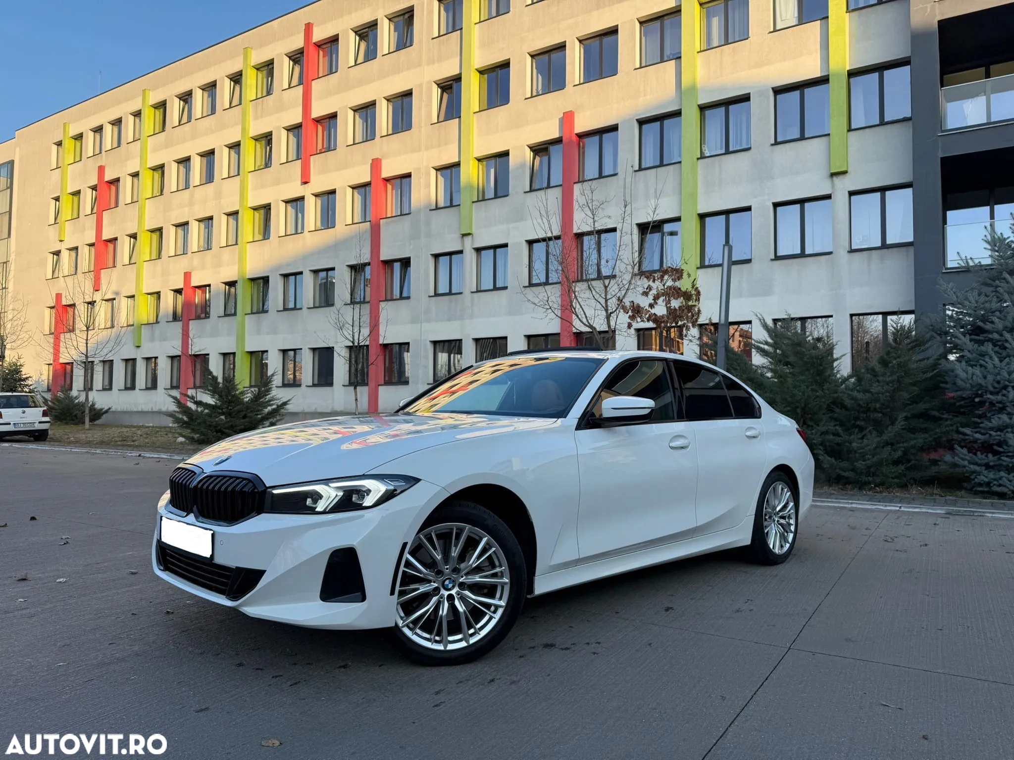 BMW Seria 3 330i xDrive AT - 6
