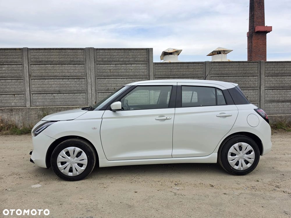 Suzuki Swift 1.2 Dualjet Hybrid MT Club - 31