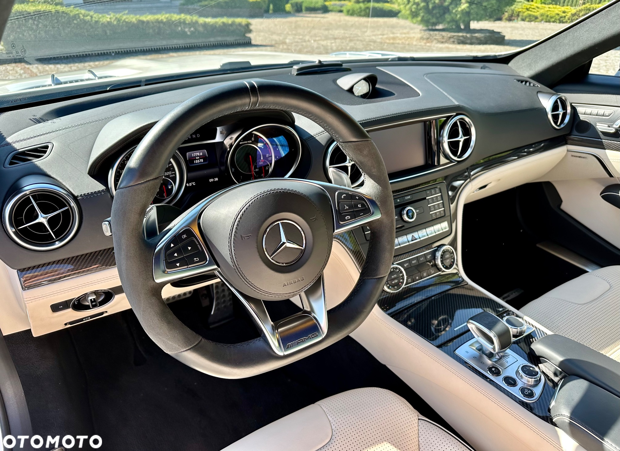 Mercedes-Benz SL - 11