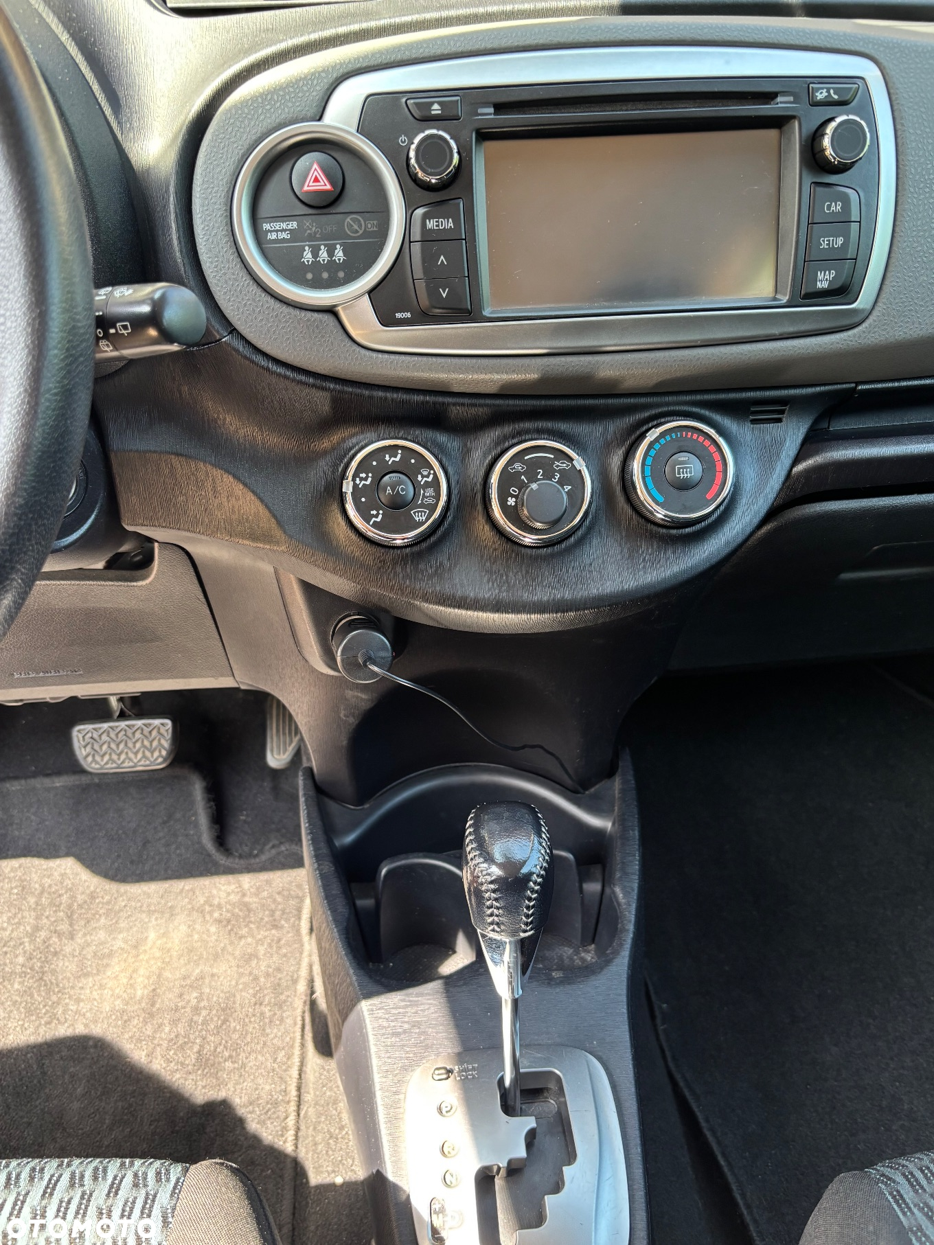 Toyota Yaris 1.33 VVT-i Multidrive S Life - 17