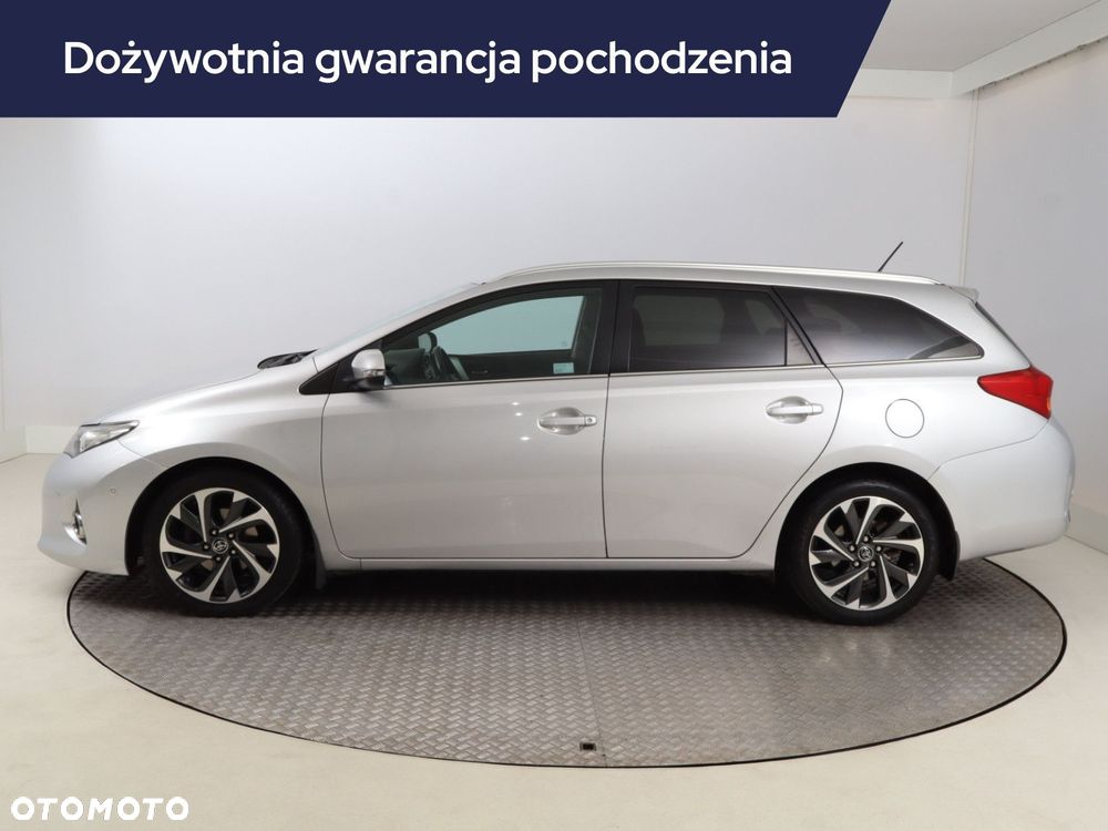 Toyota Auris - 4
