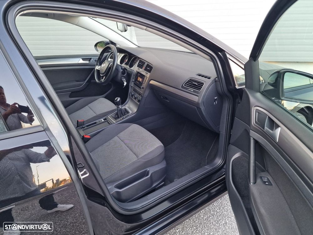 VW Golf 1.6 TDi Trendline - 9