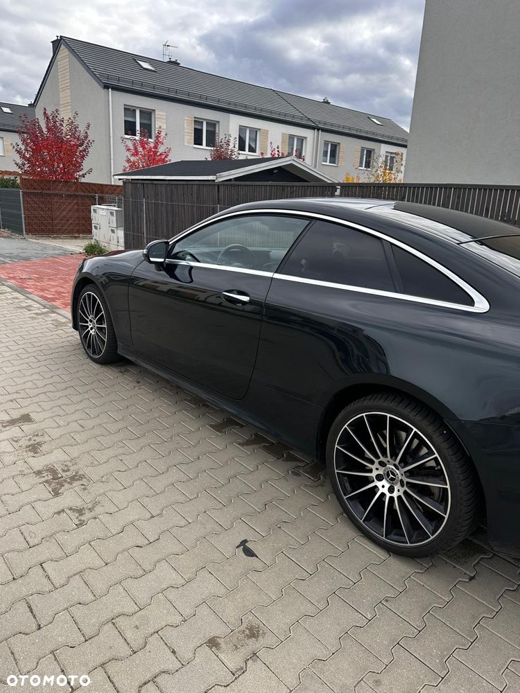 Mercedes-Benz Klasa E 450 4-Matic AMG - 4