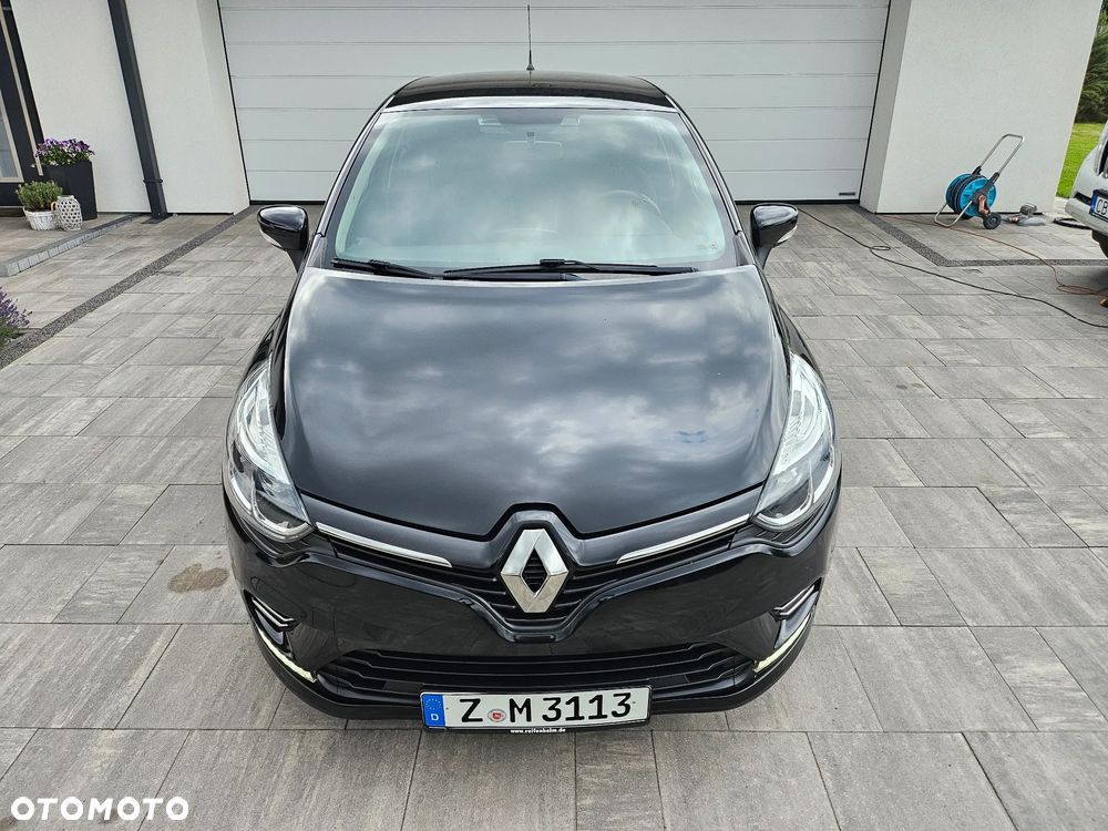 Renault Clio 1.2 16V 75 LIMITED - 9