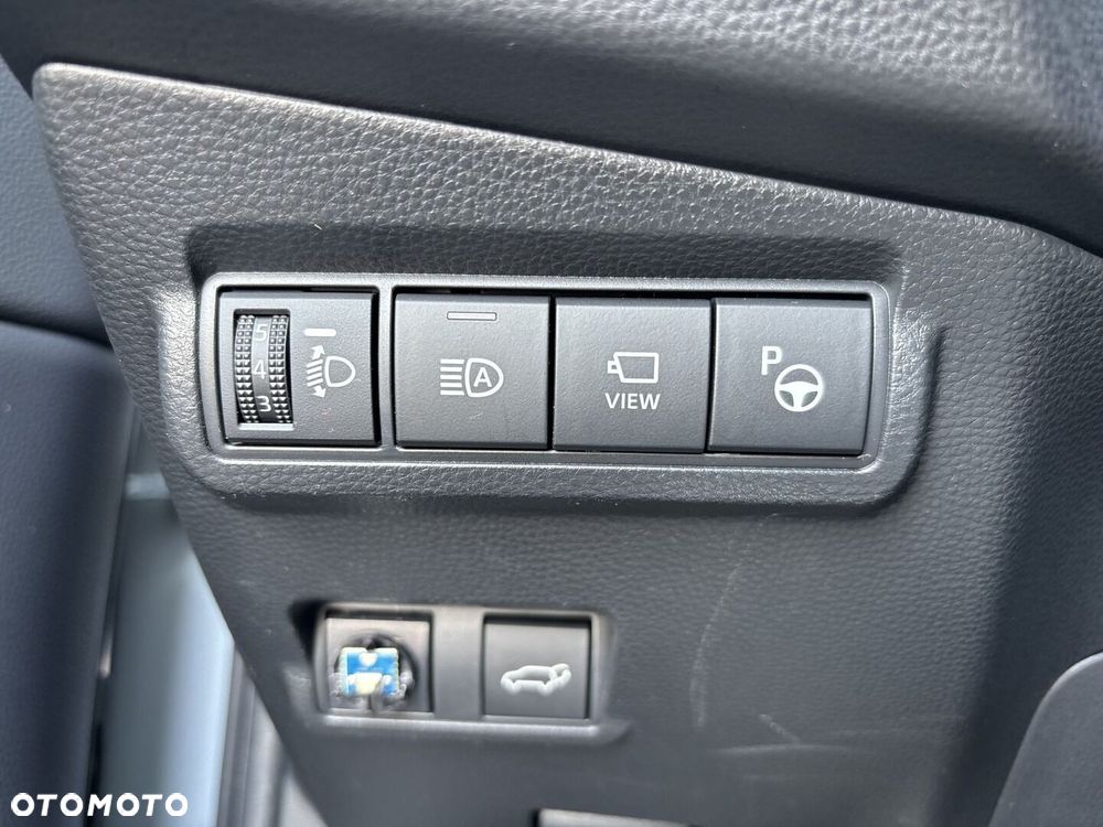 Toyota Corolla Cross 2.0 Hybrid Executive AWD - 17