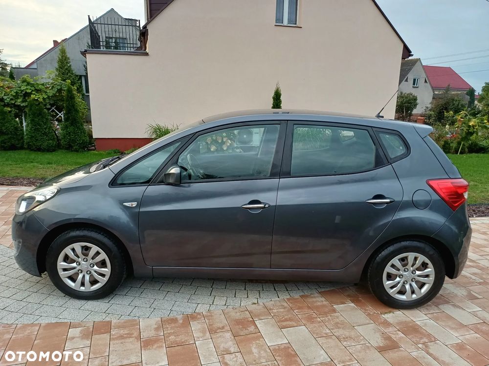 Hyundai ix20 1.4 blue - 12