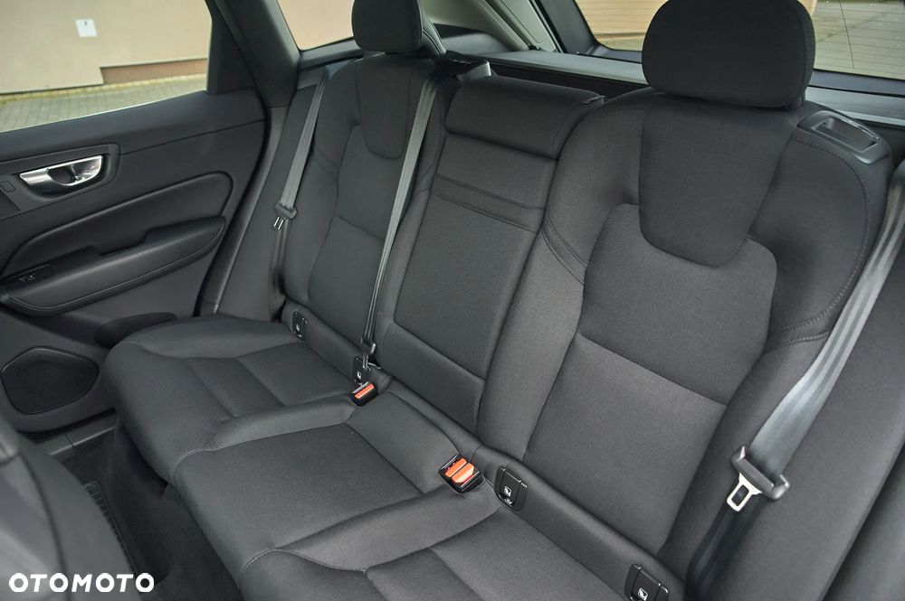 Volvo XC 60 - 25