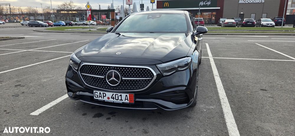 Mercedes-Benz E 220 d 4Matic 9G-TRONIC Edition AMG Line - 3