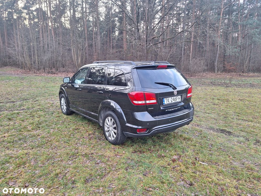 Fiat Freemont 2.0 Multijet 16V DPF Automatik Allrad Lounge - 4