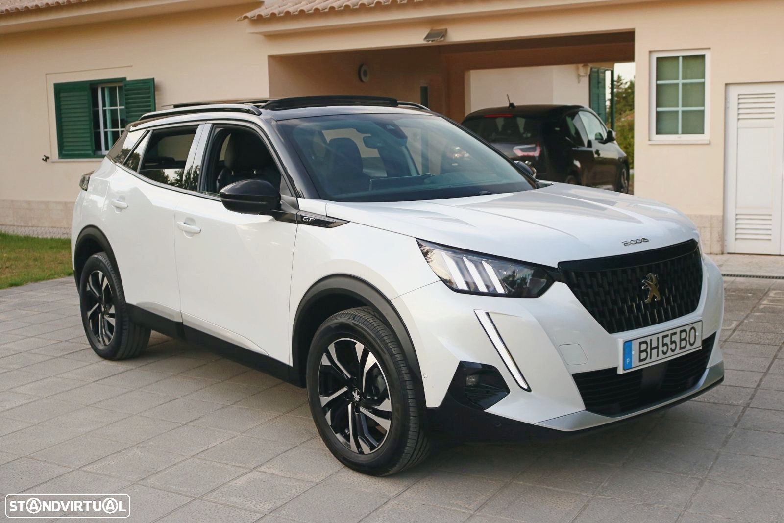 Peugeot 2008 1.2 PureTech GT Line EAT8 - 3