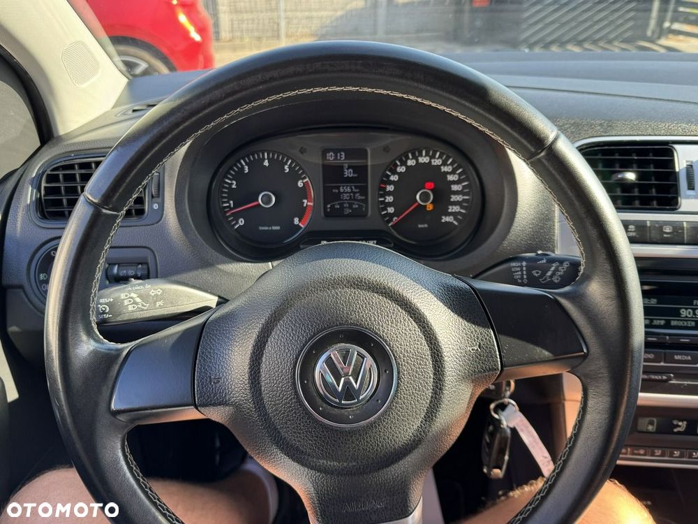 Volkswagen Polo - 26