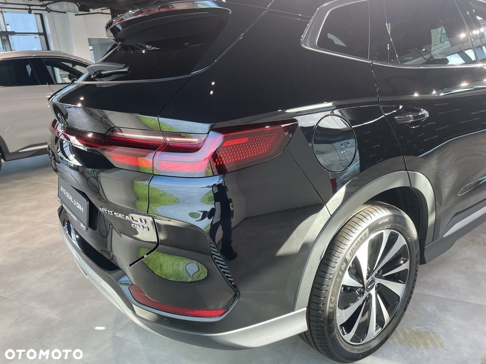 BYD Seal U DM-i 1.5T Design AWD - 4