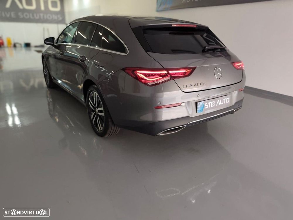 Mercedes-Benz CLA 250 e Shooting Brake Style Plus - 3