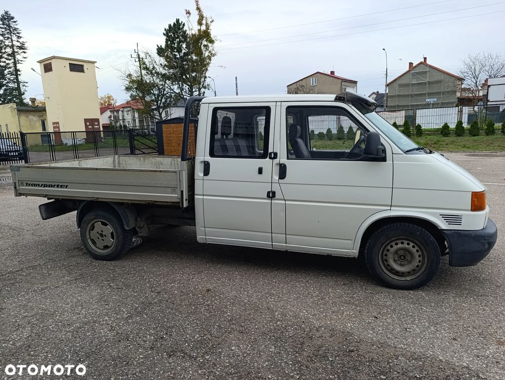 Volkswagen Transporter - 4