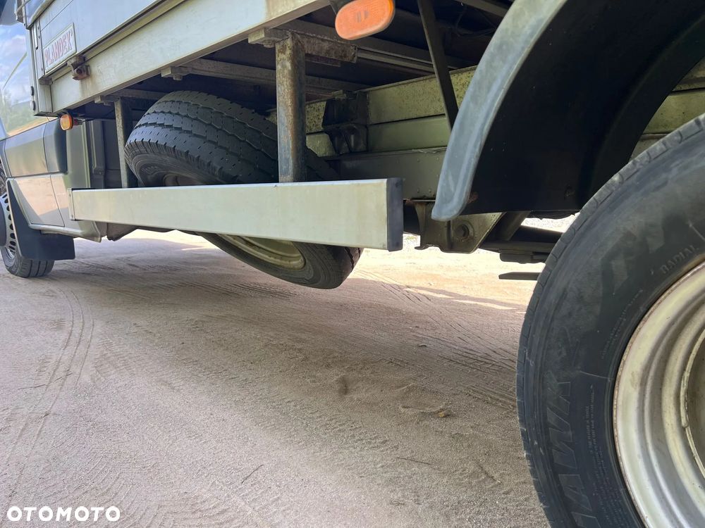 Volkswagen Crafter - 12