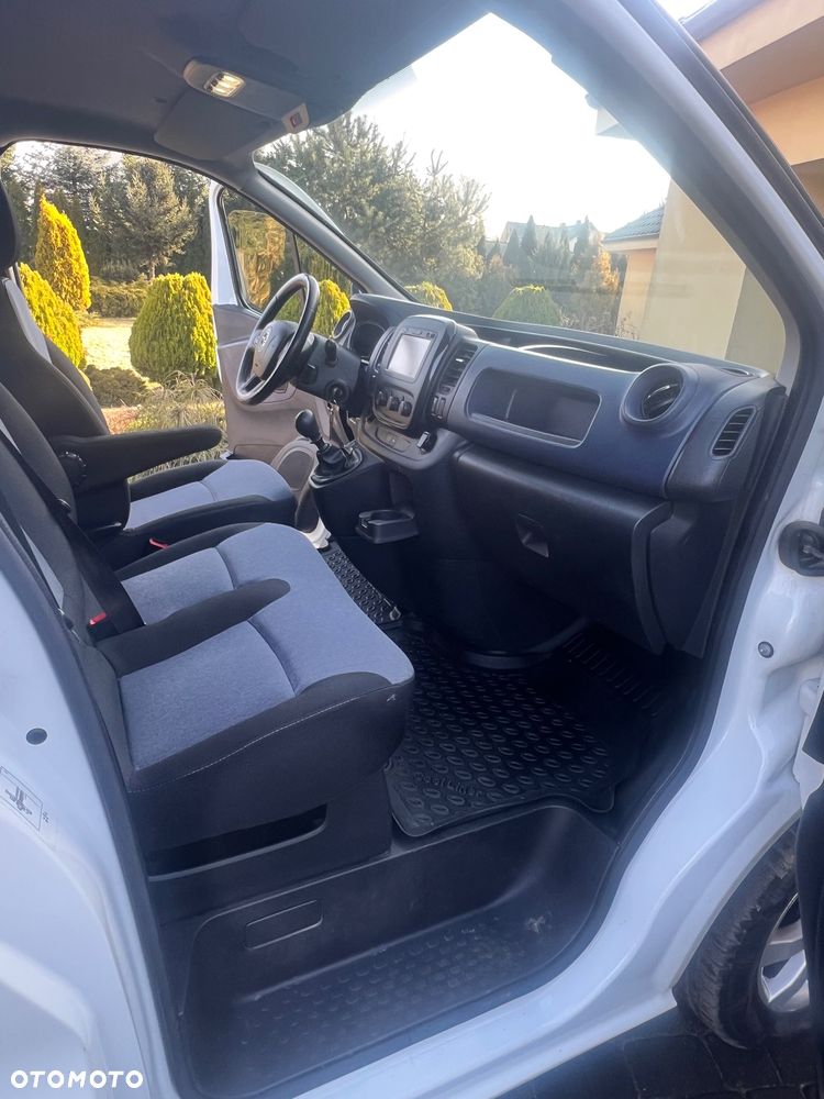 Opel Vivaro - 13