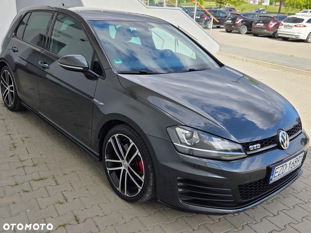 Volkswagen Golf 2.0 TDI BMT GTD - 10
