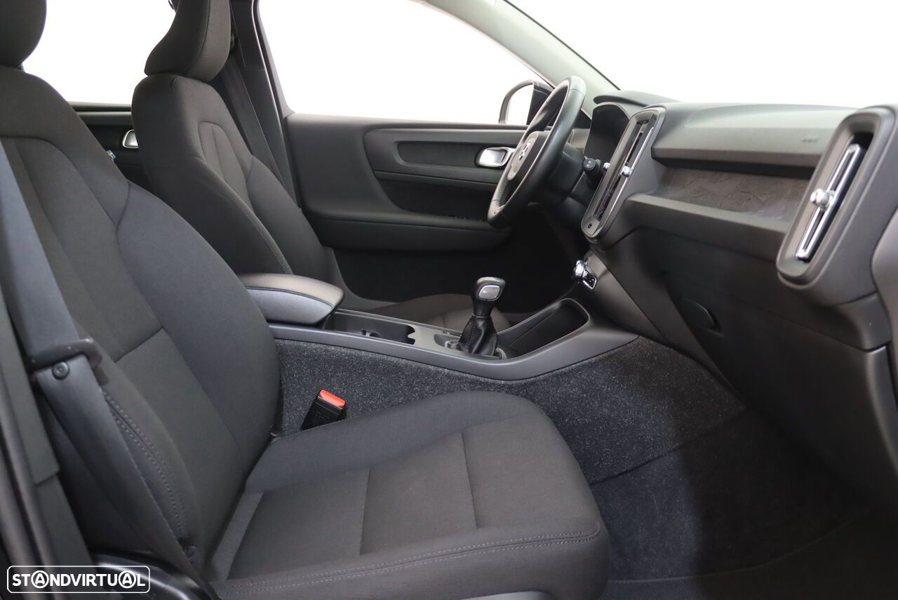 Volvo XC 40 1.5 T2 Momentum - 7