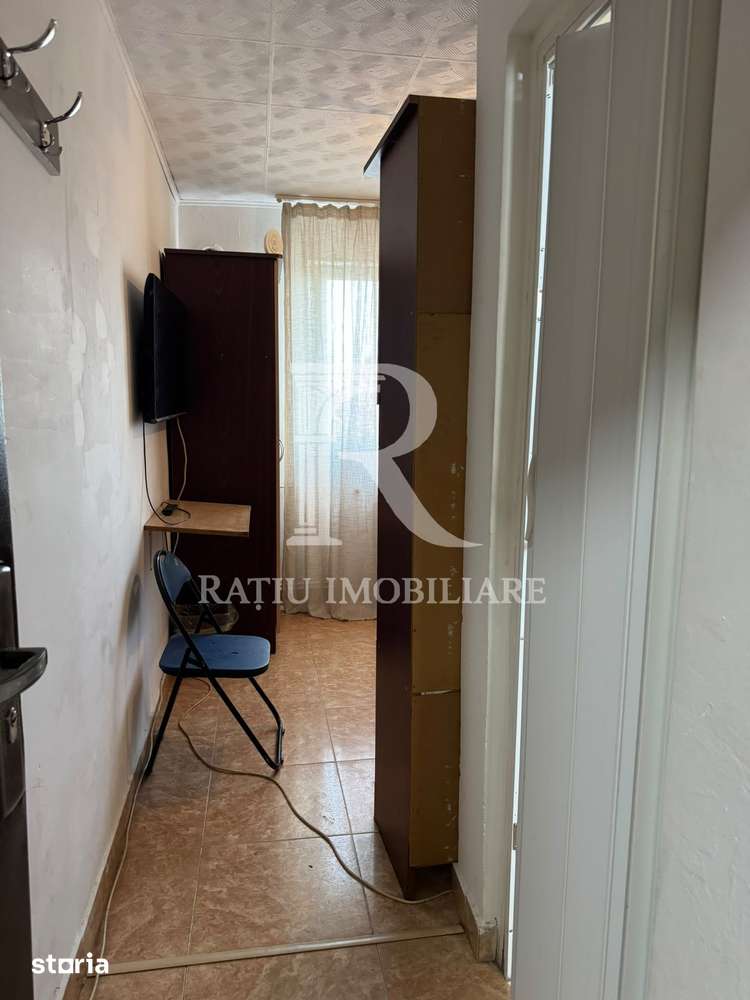 DE VANZARE | GARSONIERA 14 MP | ORADEA — fotografia 3