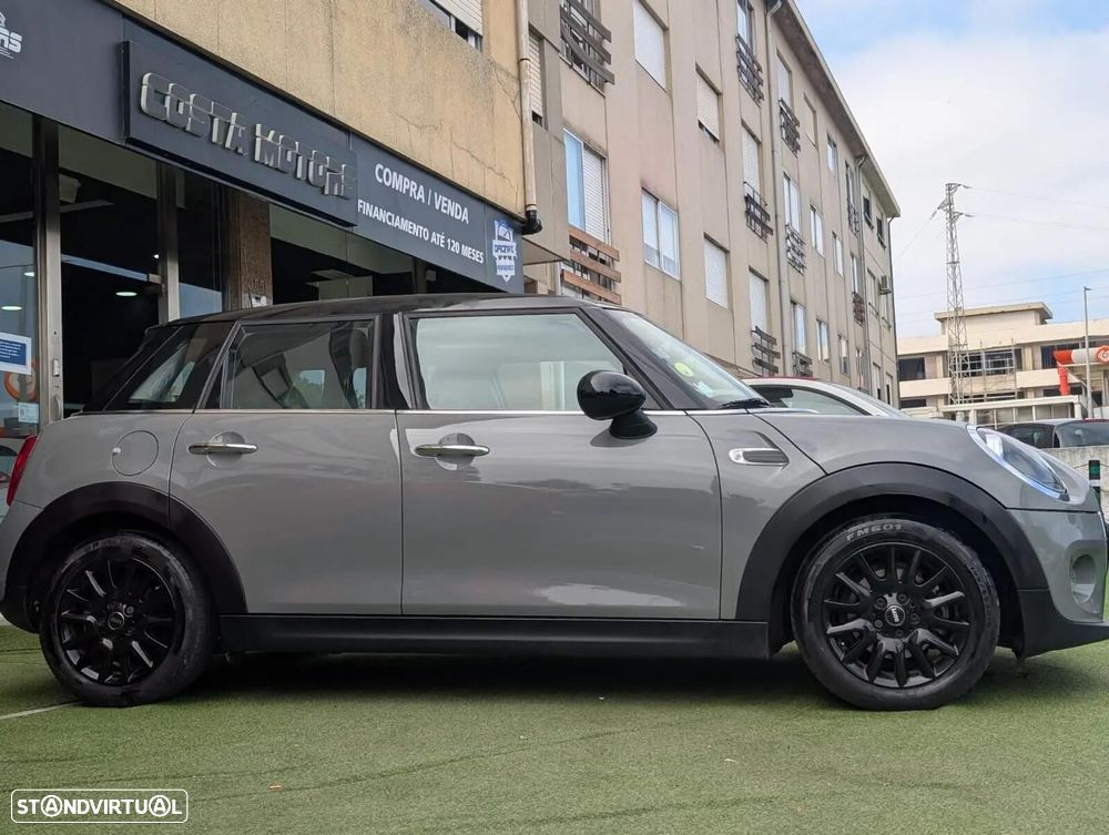 MINI 5 Portas Cooper D Aut. - 3