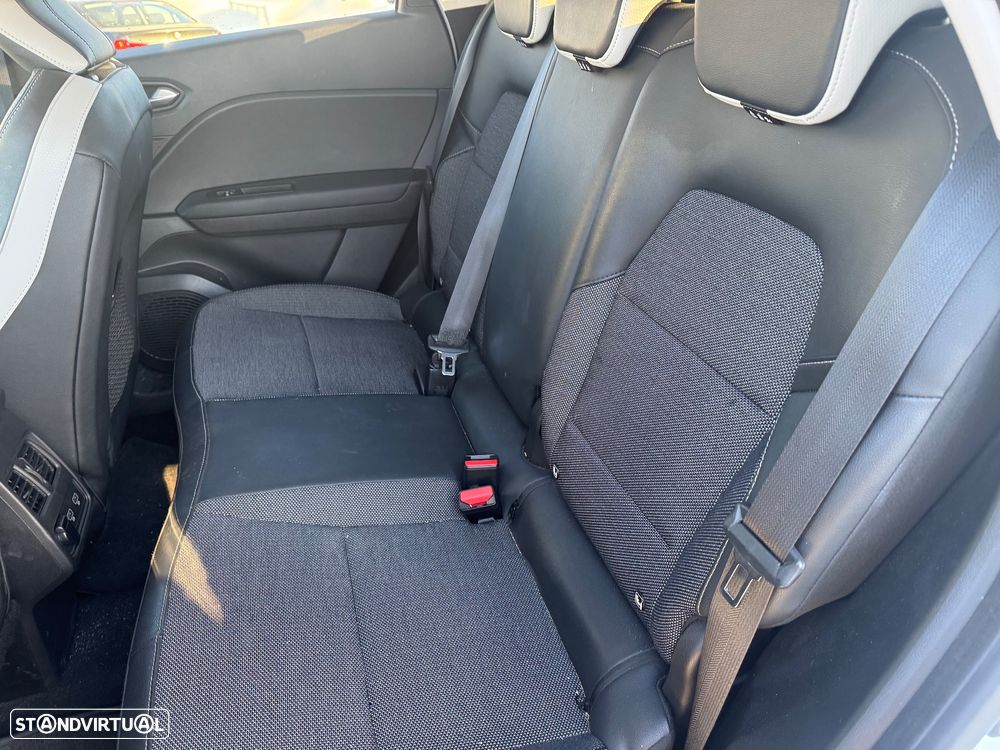 Renault Captur - 12