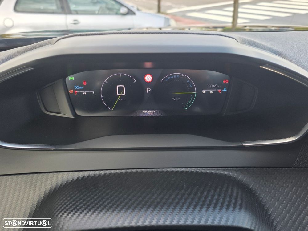 Peugeot 2008 - 9