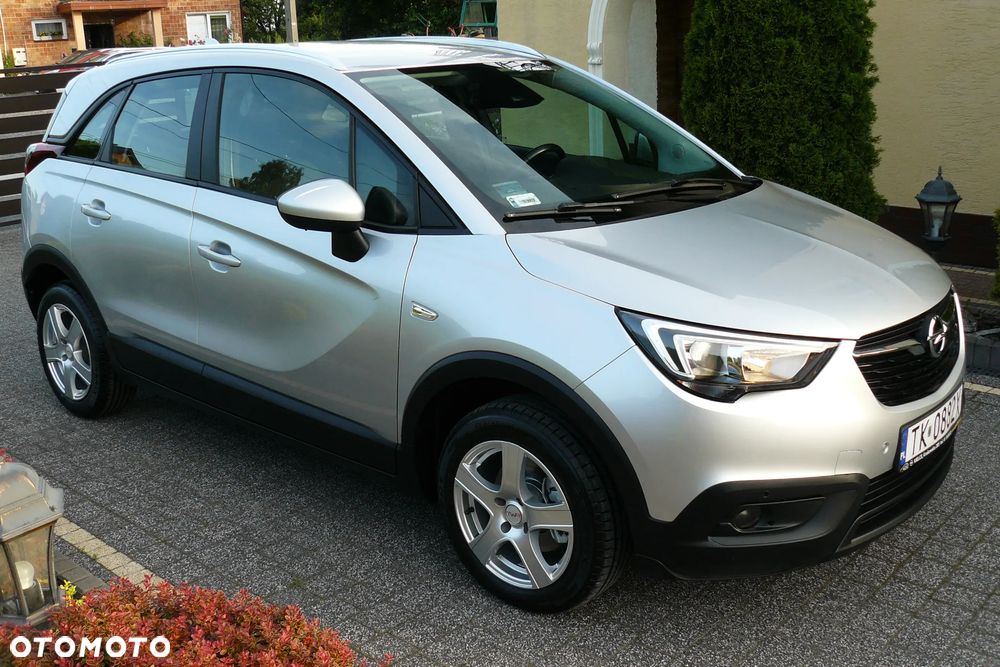 Opel Crossland X 1.2 T Design Line S&S - 4
