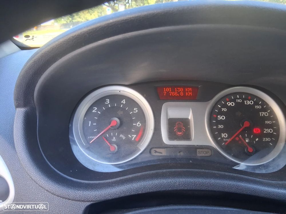 Renault Clio 1.2 16V Rip Curl II - 5