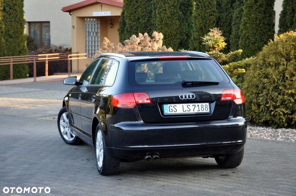 Audi A3 Sportback - 15