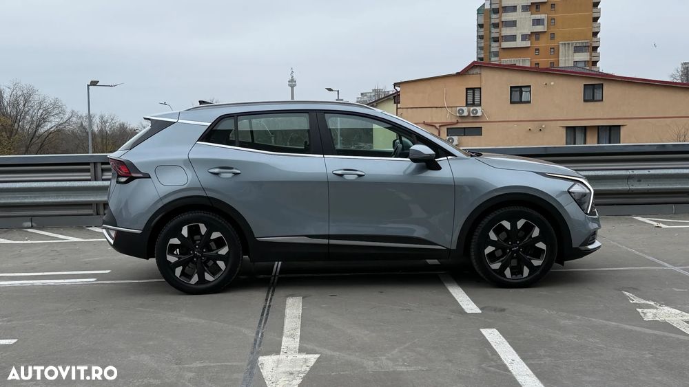 Kia Sportage 1.6 T-GDI PHEV 6AT 4x4 Business Line - 3