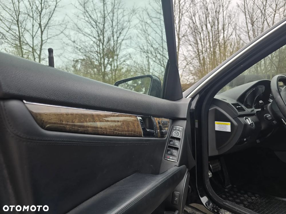 Mercedes-Benz Klasa C - 7