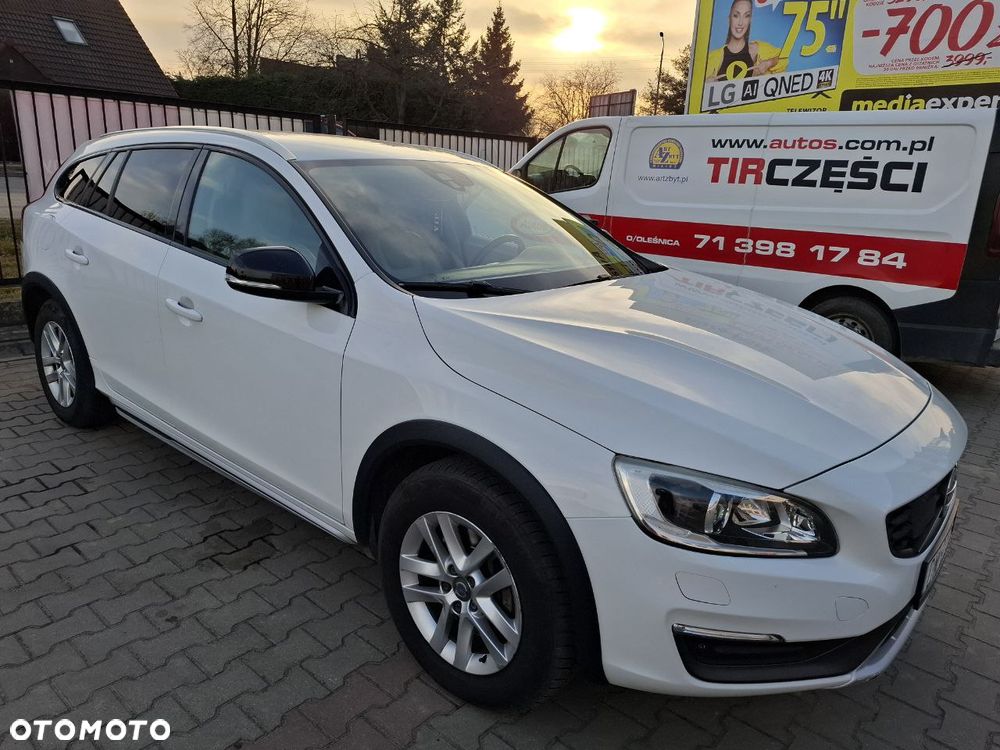 Volvo V60 D4 Drive-E Momentum - 2